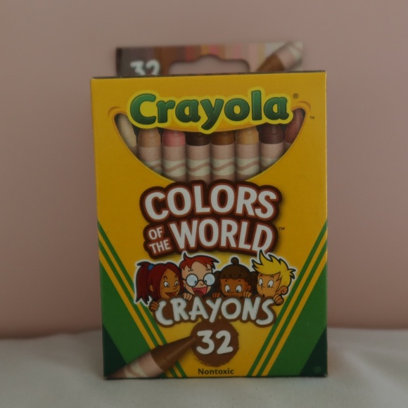 12 boxes - Crayola Colors of the World - Picture 2 of 7